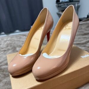 Christian Louboutin Pump